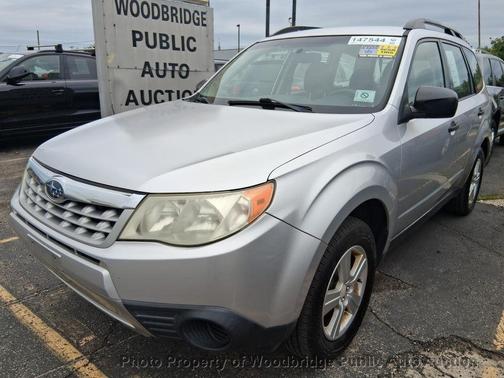 Silver 2011 Subaru Forester 2.5 X