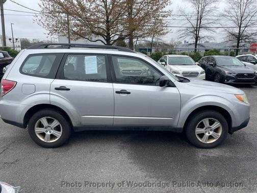 Silver 2011 Subaru Forester 2.5 X
