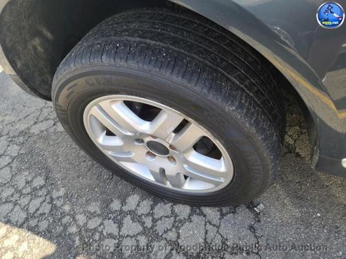 2004 Volkswagen Touareg V8