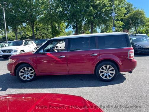 Red 2009 Ford Flex Limited