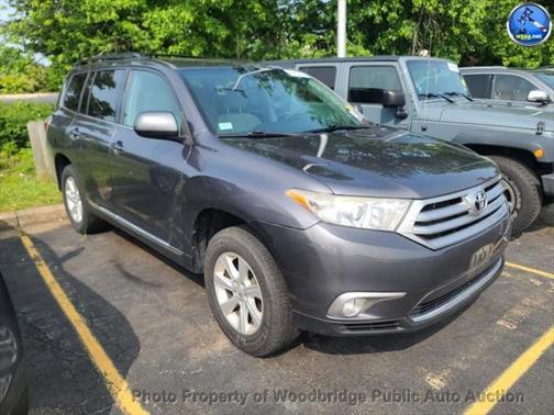 2012 Toyota Highlander SE