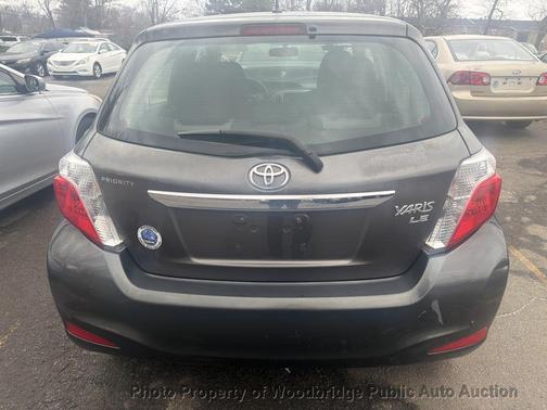 2014 Toyota Yaris LE