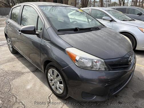 2014 Toyota Yaris LE