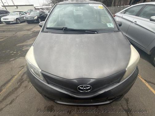 2014 Toyota Yaris LE