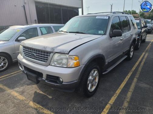 2004 Ford Explorer XLT