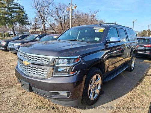 2016 Chevrolet Suburban LT