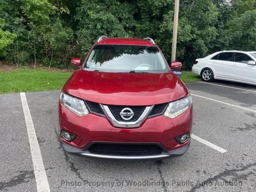 Maroon 2014 Nissan Rogue SL