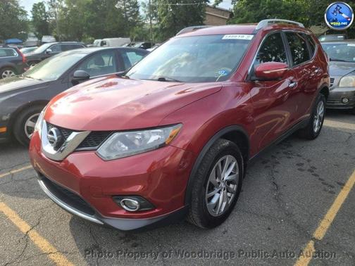 Maroon 2014 Nissan Rogue SL