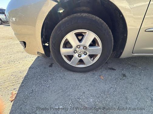 2005 Toyota Sienna LE