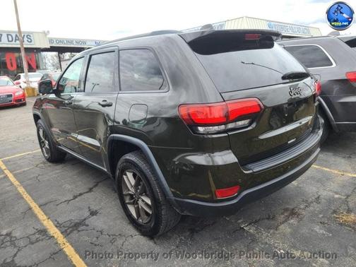 Recon Green Clearcoat 2016 Jeep Grand Cherokee Laredo