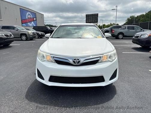 2014 Toyota Camry LE