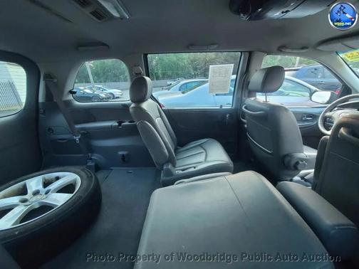 2004 Mazda MPV ES