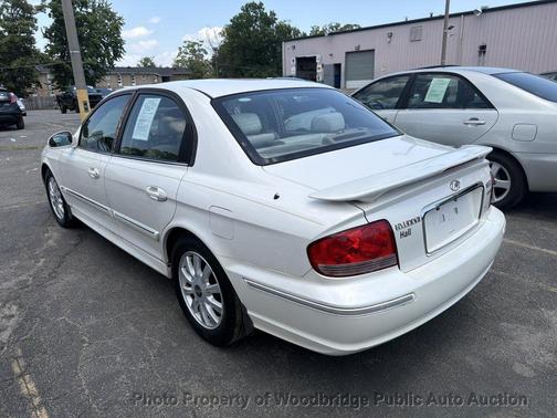 White 2003 Hyundai SONATA LX