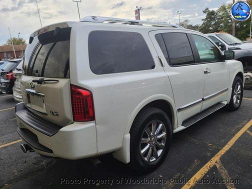 2008 INFINITI QX56 Base