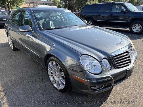 Gray 2007 Mercedes-Benz E-Class 4MATIC