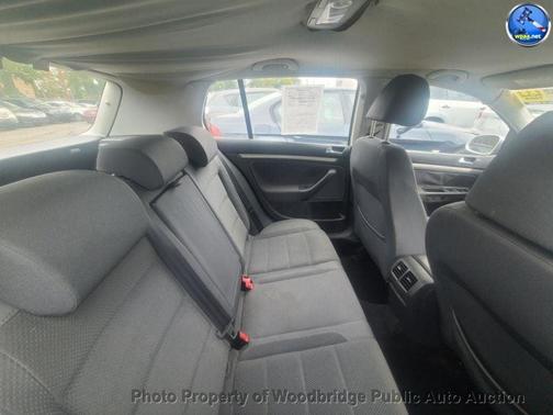 2009 Volkswagen Rabbit Base