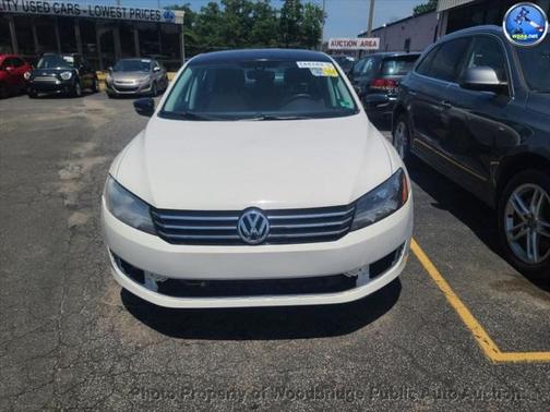 2015 Volkswagen Passat 1.8T Auto Sport