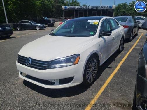 2015 Volkswagen Passat 1.8T Auto Sport
