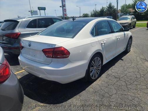 2015 Volkswagen Passat 1.8T Auto Sport