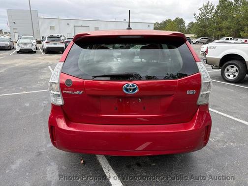 2012 Toyota Prius v Base