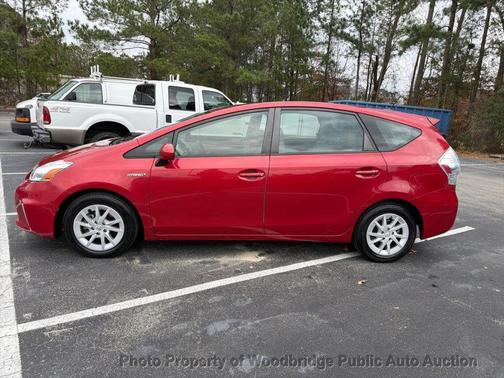 2012 Toyota Prius v Base