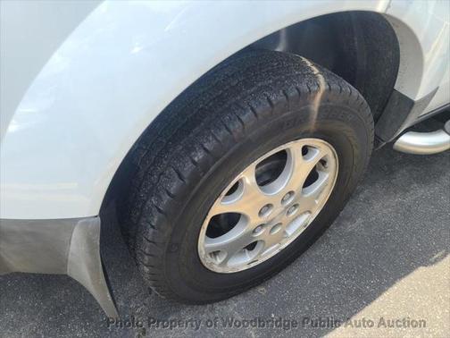 2002 Saturn Vue Base