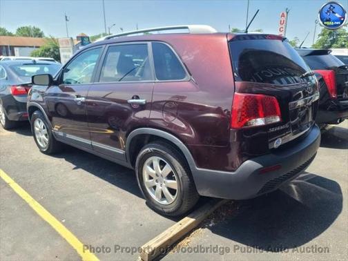 2011 Kia Sorento LX