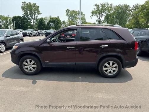 2011 Kia Sorento LX