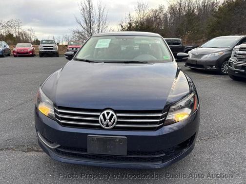 2015 Volkswagen Passat 1.8T Auto S