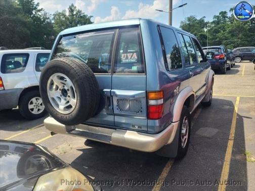 1997 Isuzu Trooper