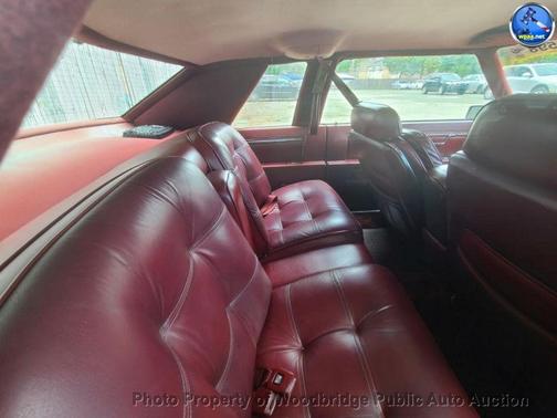 White 1983 Chrysler Imperial