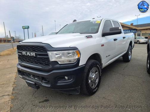 2020 RAM 2500 Tradesman Crew Cab 4X2 6'4' Box