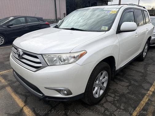 2013 Toyota Highlander SE