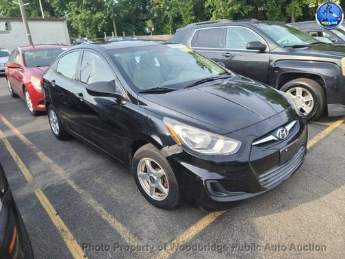 2012 Hyundai Accent SE