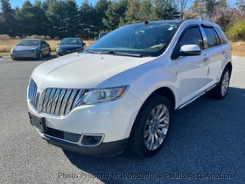 2012 Lincoln MKX Base