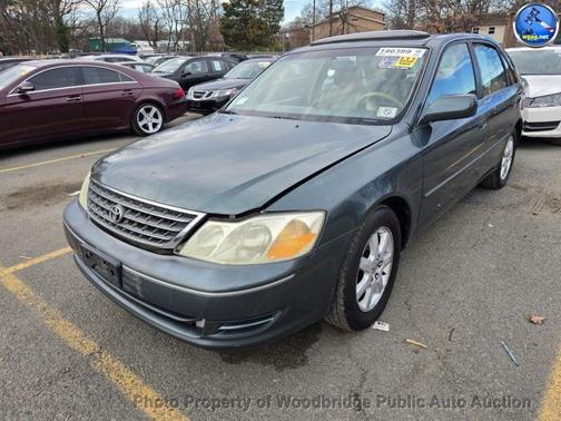 2004 Toyota Avalon XL