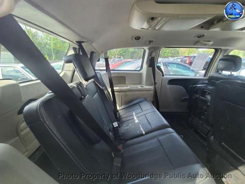 2014 Chrysler Town & Country Touring