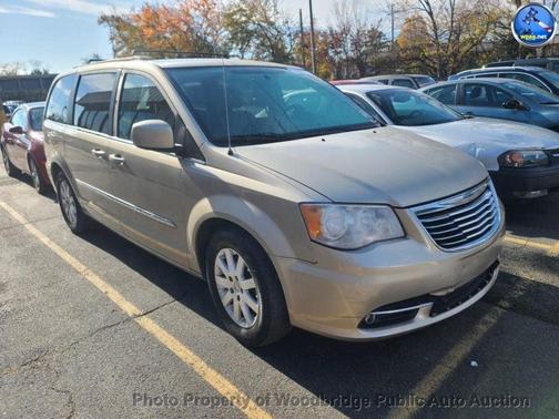 2014 Chrysler Town & Country Touring