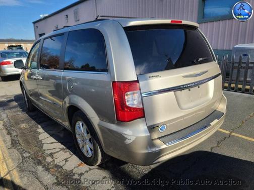 2014 Chrysler Town & Country Touring