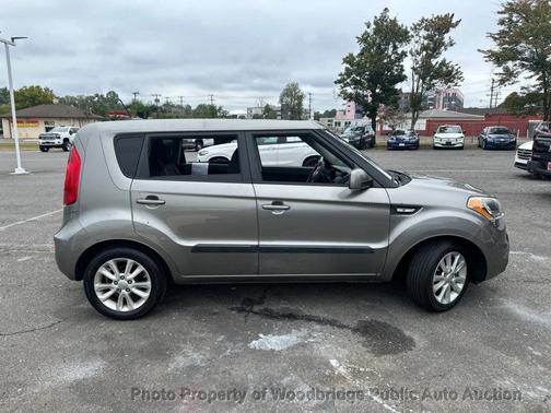 2013 Kia Soul Base