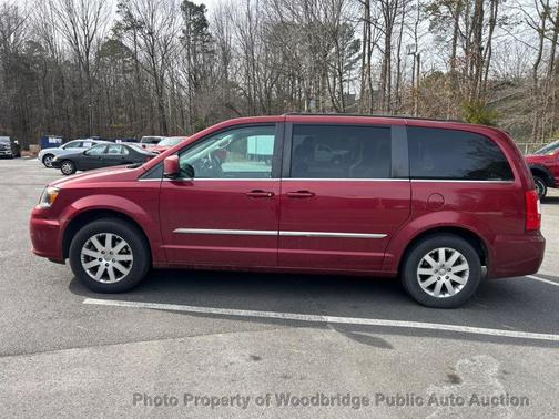 2015 Chrysler Town & Country Touring