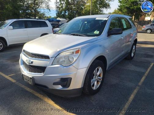 Silver Ice Metallic 2015 Chevrolet Equinox LS