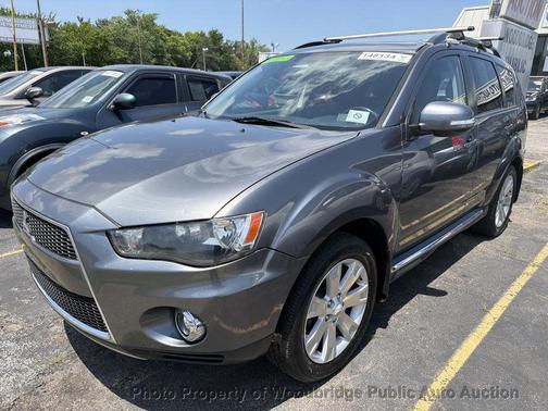 Graphite Gray Pearl 2012 Mitsubishi Outlander SE