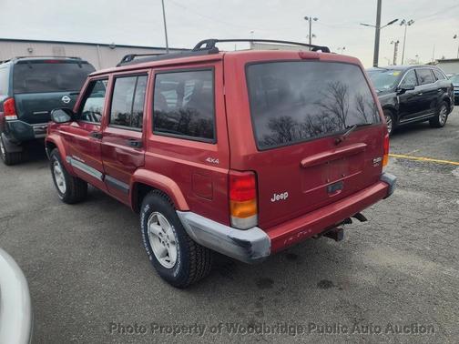 1999 Jeep Cherokee Classic 4WD