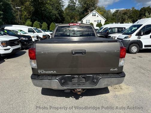 2010 Toyota Tundra Grade