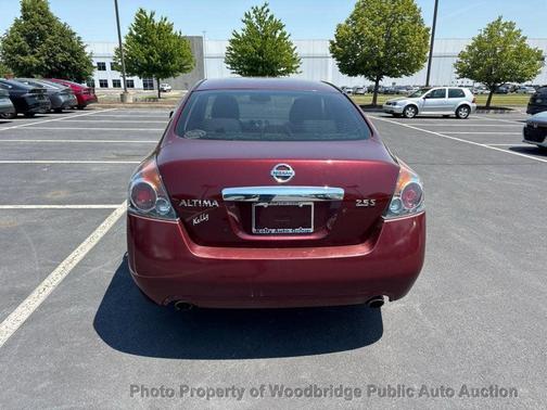 Maroon 2010 Nissan Altima 2.5 S