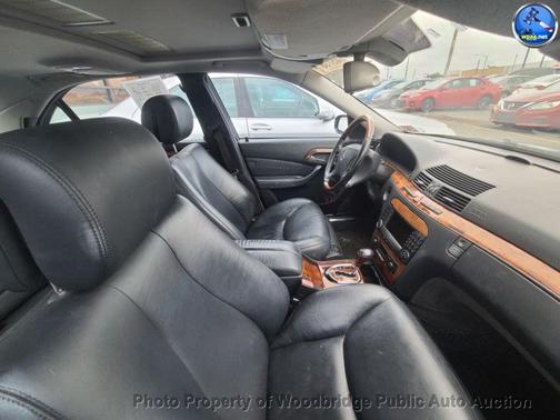 2006 Mercedes-Benz S-Class S500 4dr Sedan 5.0L