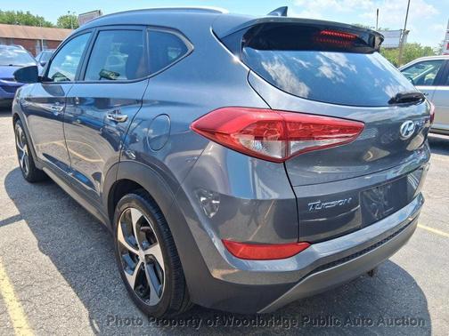 Coliseum Grey 2016 Hyundai TUCSON Limited