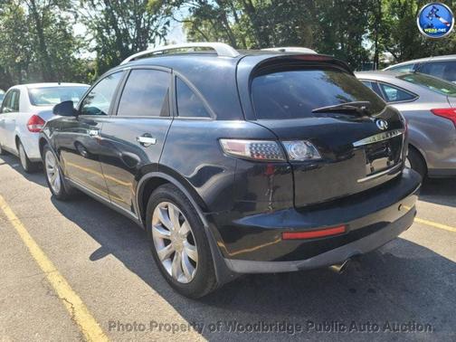 2005 INFINITI FX35 Base