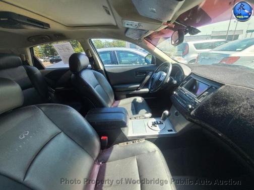 2005 INFINITI FX35 Base